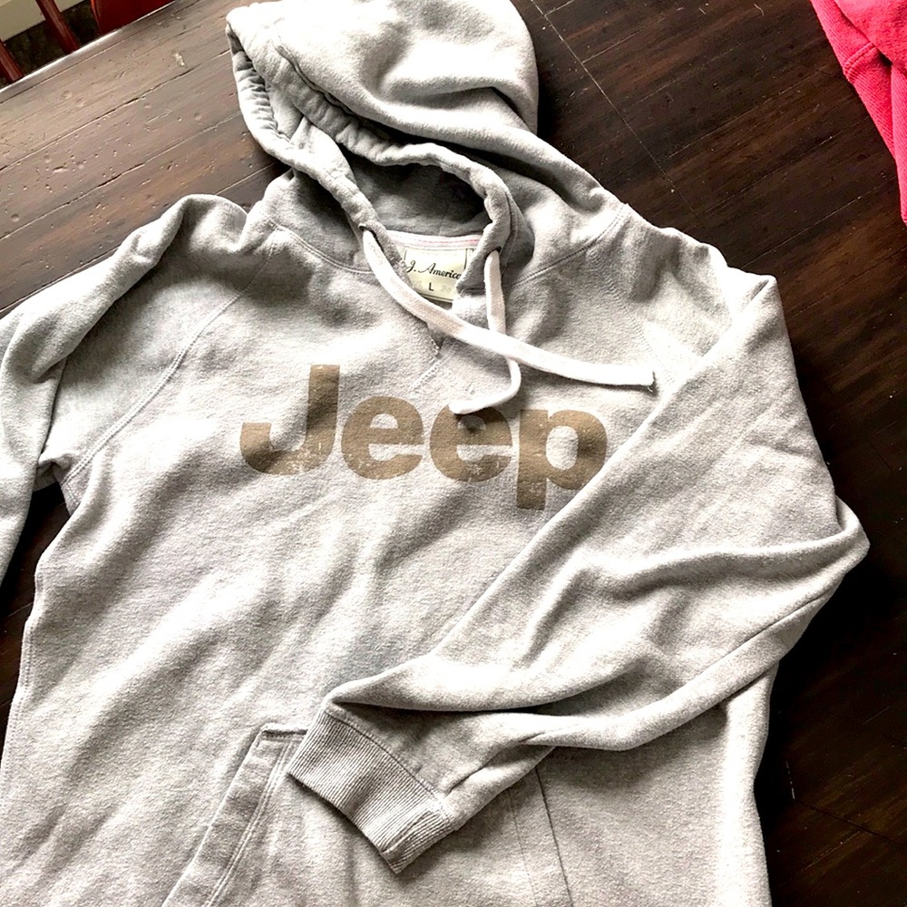 Sweatshirt